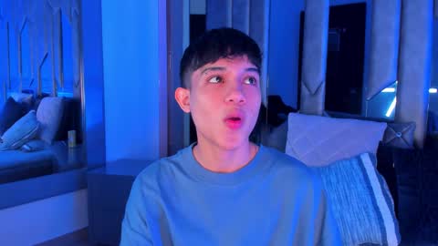 Snapshot of sebax_00 chatting on September 8, 9:14 pm Sebastian online show from September 8, 9:14 pm