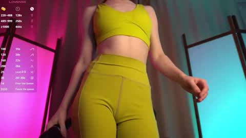 Brenda online show from October 1, 4:06 pm