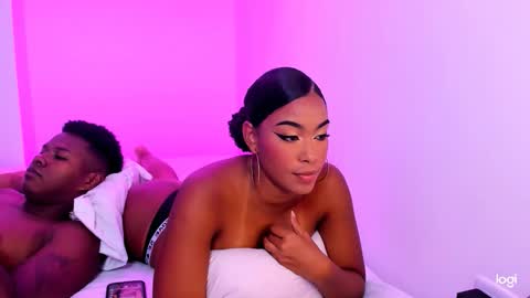 Emy y Ethan online show from March 21, 12:05 am