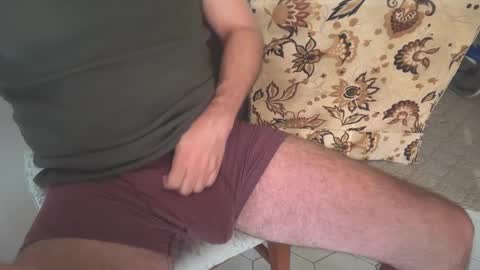 secret_neighbor_ online show from April 9, 11:38 am