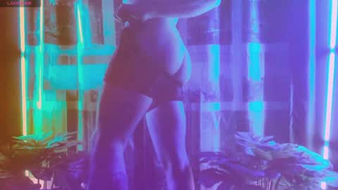 Snapshot of secret_sir chatting on January 21, 11:55 pm Dean Carter online show from January 21, 11:55 pm