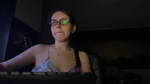 secret_vanilla_ online show from June 15, 8:56 pm