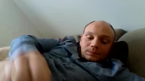 Simon online show from March 12, 2:23 pm