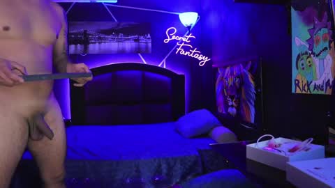 Snapshot of secretfantasy_xxx chatting on January 26, 1:41 am Kiki and Max online show from January 26, 1:41 am