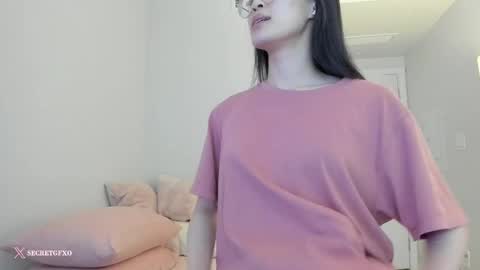 Angela online show from March 9, 12:00 am