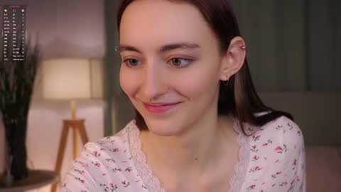 Lily online show from January 15, 11:30 am