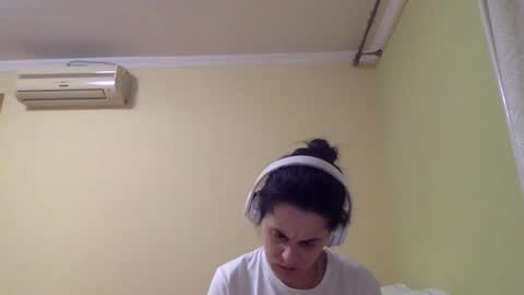 Snapshot of secretlady4u chatting on September 16, 6:11 pm Secretlady4U online show from September 16, 6:11 pm