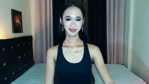 ashly online show from April 2, 12:40 am