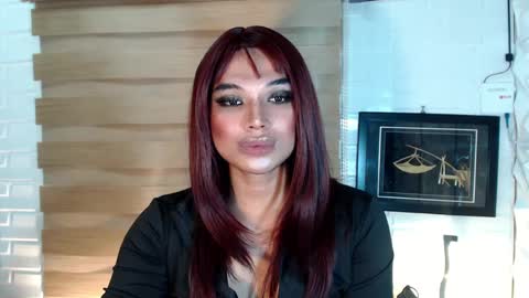 Snapshot of seductivedeluxe69 chatting on February 24, 6:15 pm Deluxe online show from February 24, 6:15 pm