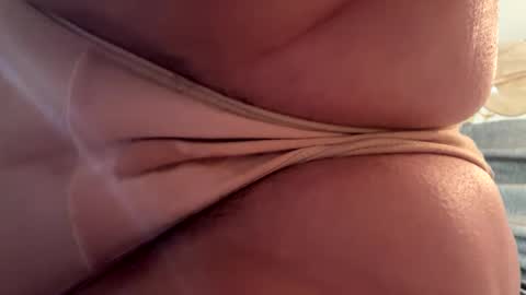 seductivekittydeluxe online show from September 23, 5:23 am