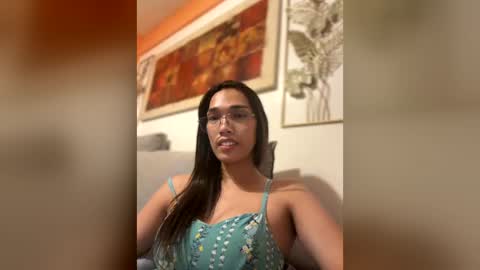 sara online show from July 4, 2:10 pm