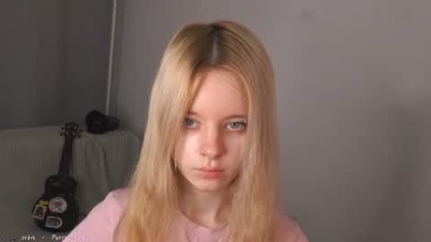 See Its honey bunny  im Lana online show from June 20, 5:30 pm