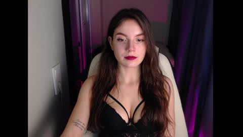 Snapshot of seeemily chatting on March 11, 11:55 am Emily online show from March 11, 11:55 am