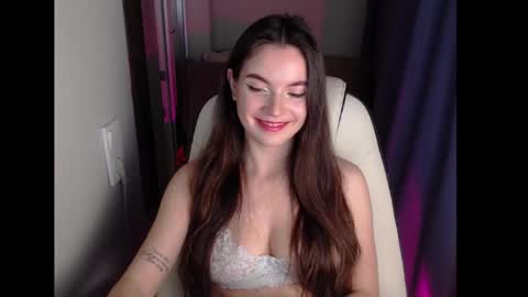 Snapshot of seeemily chatting on January 15, 2:13 pm Emily online show from January 15, 2:13 pm
