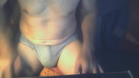 Snapshot of seigneurdc09 chatting on September 11, 6:47 am seigneurdc09 online show from September 11, 6:47 am