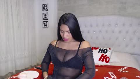 Snapshot of seleena__ chatting on January 11, 3:55 am seleena__ online show from January 11, 3:55 am