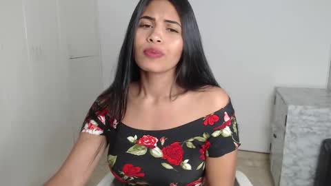 Snapshot of seleena__ chatting on March 5, 4:24 am seleena__ online show from March 5, 4:24 am