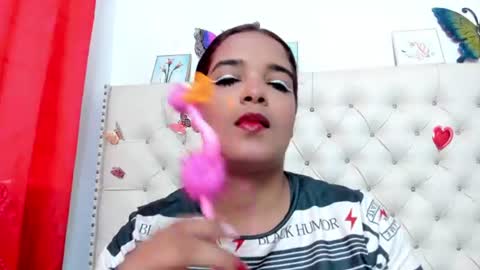 selena_beautyy online show from July 3, 7:07 pm