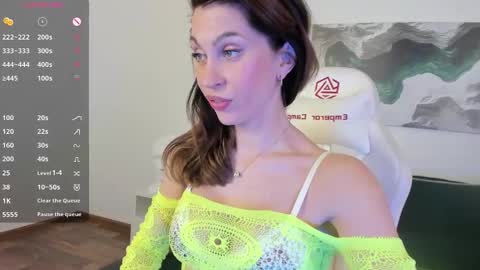 Snapshot of selena_rase chatting on March 7, 11:40 am Selena online show from March 7, 11:40 am