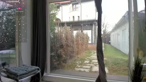 Selena online show from March 12, 7:46 am