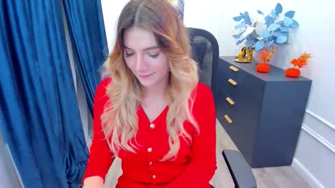 selenaemoore online show from October 17, 4:38 am