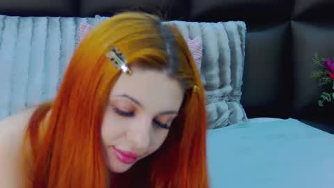 Snapshot of selenahanson chatting on February 24, 2:04 pm SelenaHanson online show from February 24, 2:04 pm