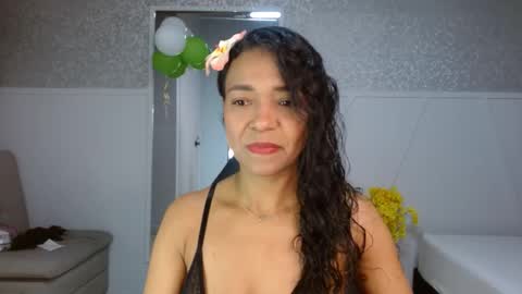 Selene online show from March 26, 3:06 pm