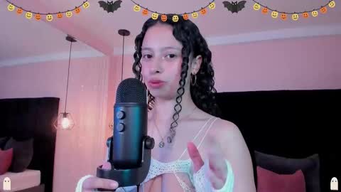 Selene Rousse  online show from October 31, 3:18 am