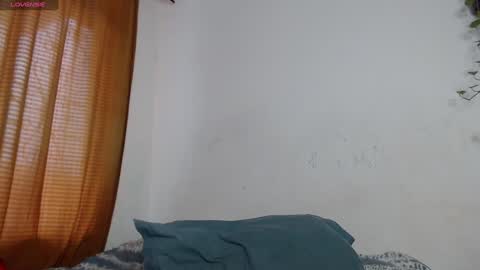 Snapshot of selene_vega_ chatting on February 7, 4:14 pm INDEPENDENT model Instagram selenevega08 online show from February 7, 4:14 pm
