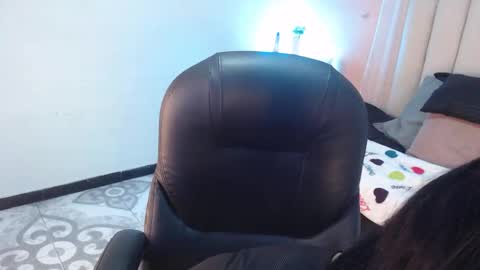 Selene online show from December 17, 7:42 pm