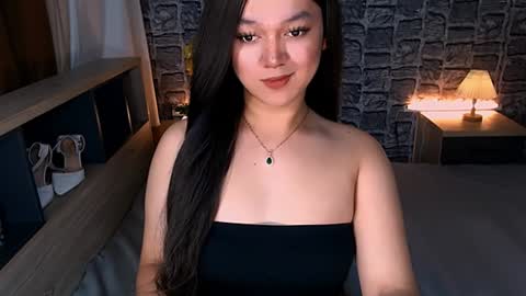 Snapshot of selenesantiago chatting on January 26, 9:51 pm joan online show from January 26, 9:51 pm