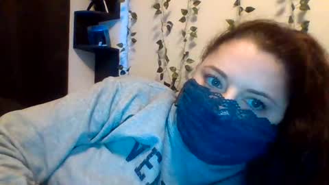 Lauren online show from December 22, 3:19 pm