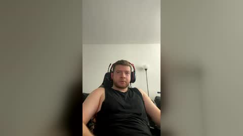 selfmademax579471 online show from July 15, 6:01 pm