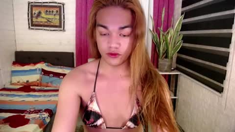 Selina online show from February 7, 9:04 pm