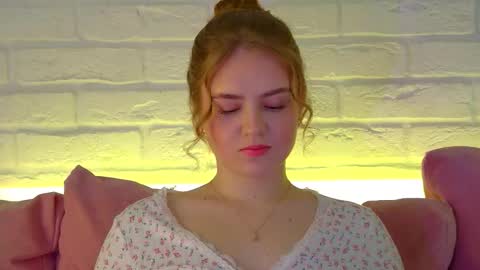 SelinSwarovski online show from February 23, 5:26 pm