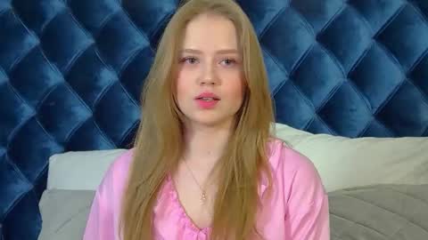 SelinSwarovski online show from February 4, 5:28 pm