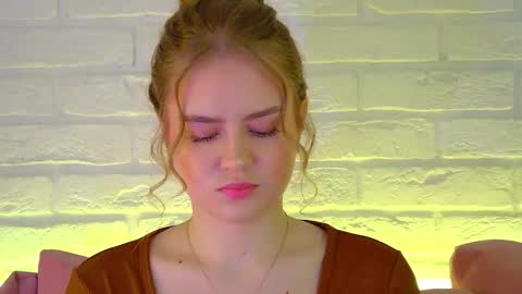 SelinSwarovski online show from February 22, 5:04 pm