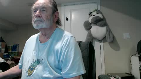 selkie2s online show from January 17, 7:01 pm