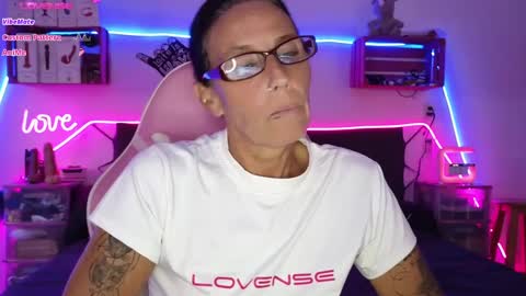 Selvaggia Del Caribe online show from January 10, 5:34 pm