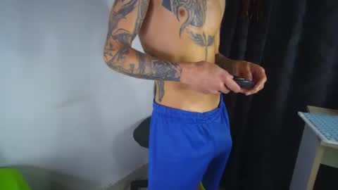 sem_alas online show from November 20, 1:15 am