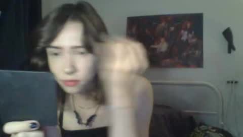 goddess esme  online show from October 25, 12:22 am