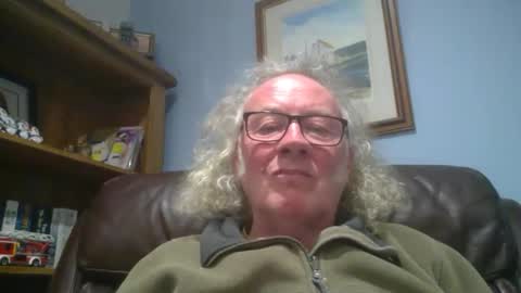 Summiteer online show from February 7, 9:37 pm