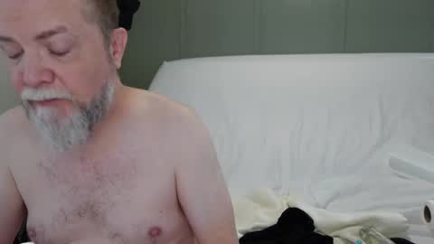 Daddy Dave online show from December 30, 3:23 pm