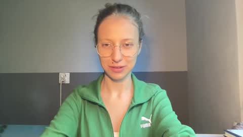 senseinner online show from September 15, 1:23 pm