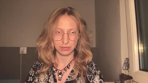 senseinner online show from September 10, 5:36 pm