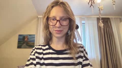 senseinner online show from October 23, 8:05 am