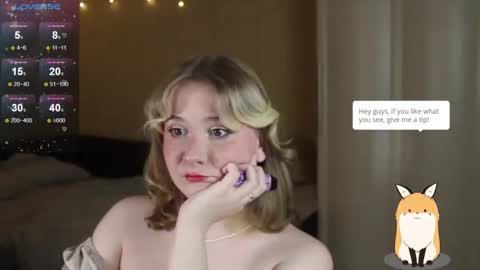 Snapshot of sensual_girrrl chatting on December 4, 8:01 pm Ilona online show from December 4, 8:01 pm