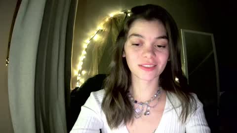 Olivia online show from January 13, 8:15 pm