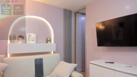 Sophie     online show from March 26, 11:26 am