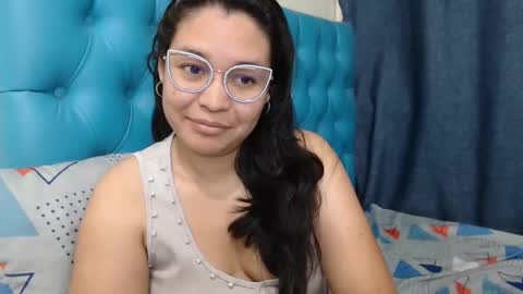 Vanessa online show from January 6, 11:42 pm
